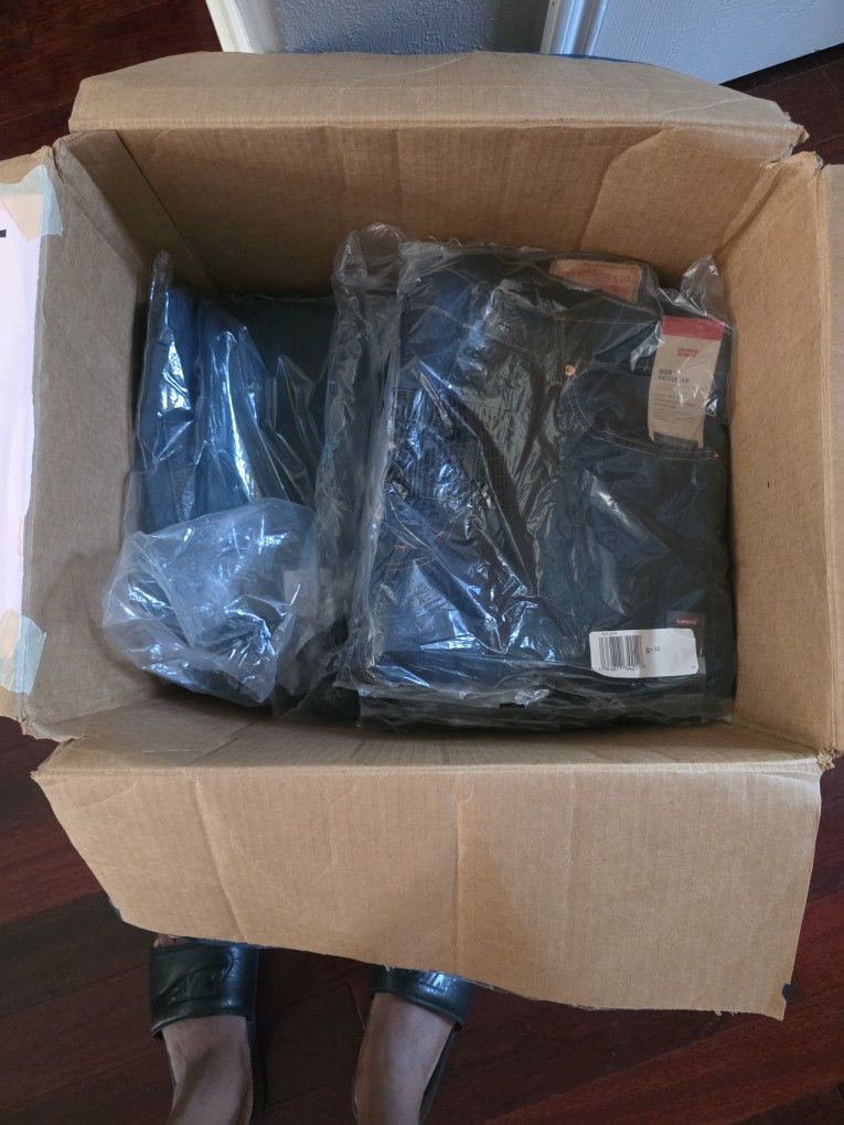 Levis Jeans-Men's
