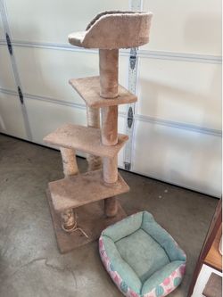 Cat tree