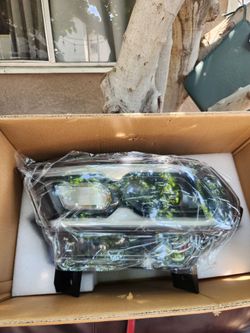 2021-2025 Dodge Durango Left (driver side)Base LED Black Bezel Headlight OEM