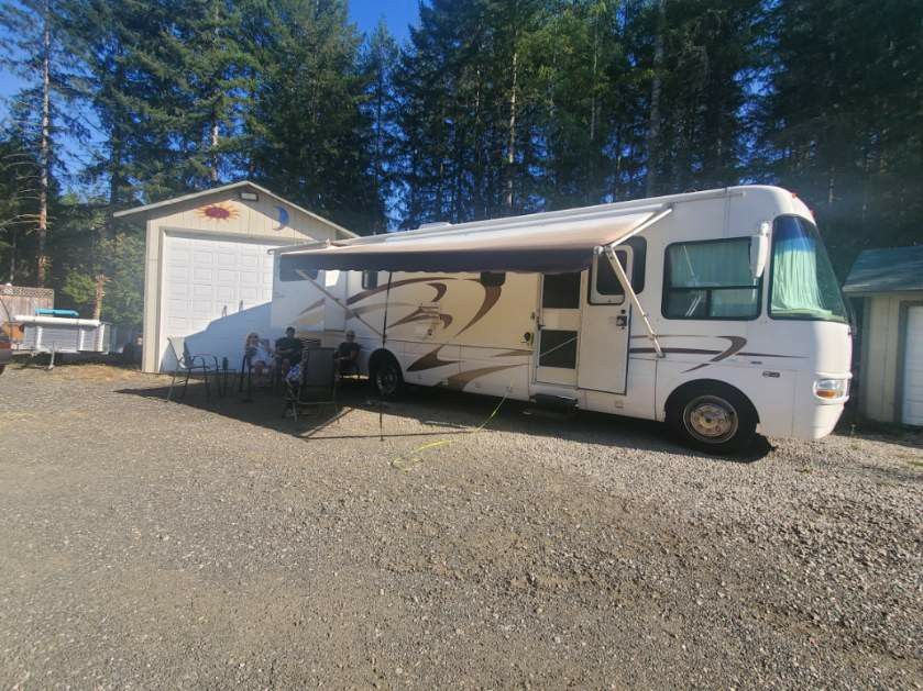 2004 Dolphin 5355 Workhorse