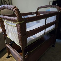 Free Basinet 