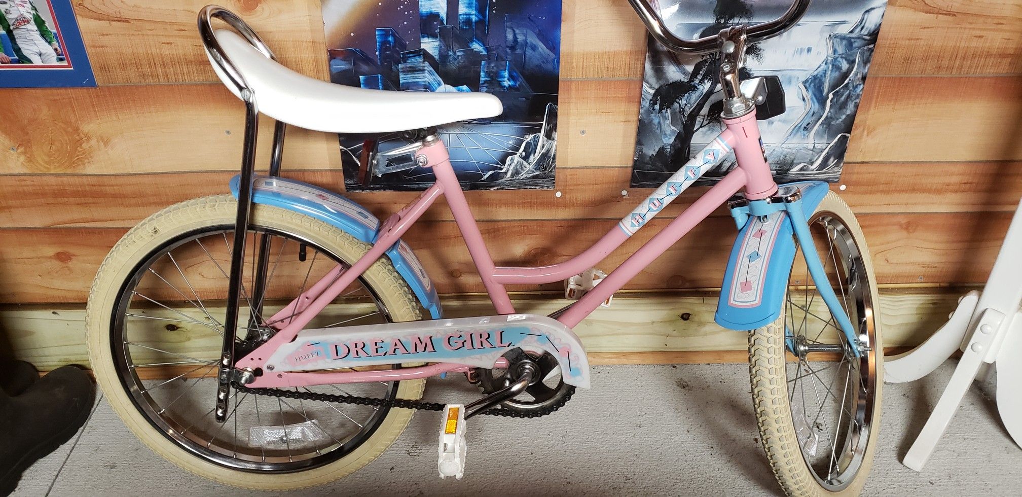 Huffy dream girl bike like new from the 1980s made in the USA for Sale in Gibsonville NC OfferUp