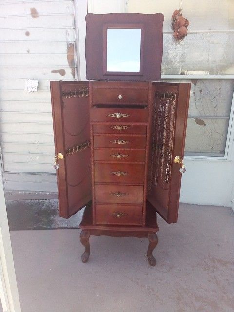 Beautiful Queen Anne Style Jewelry Armoire
