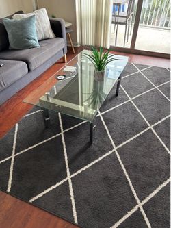 Glass coffee table perfect condition