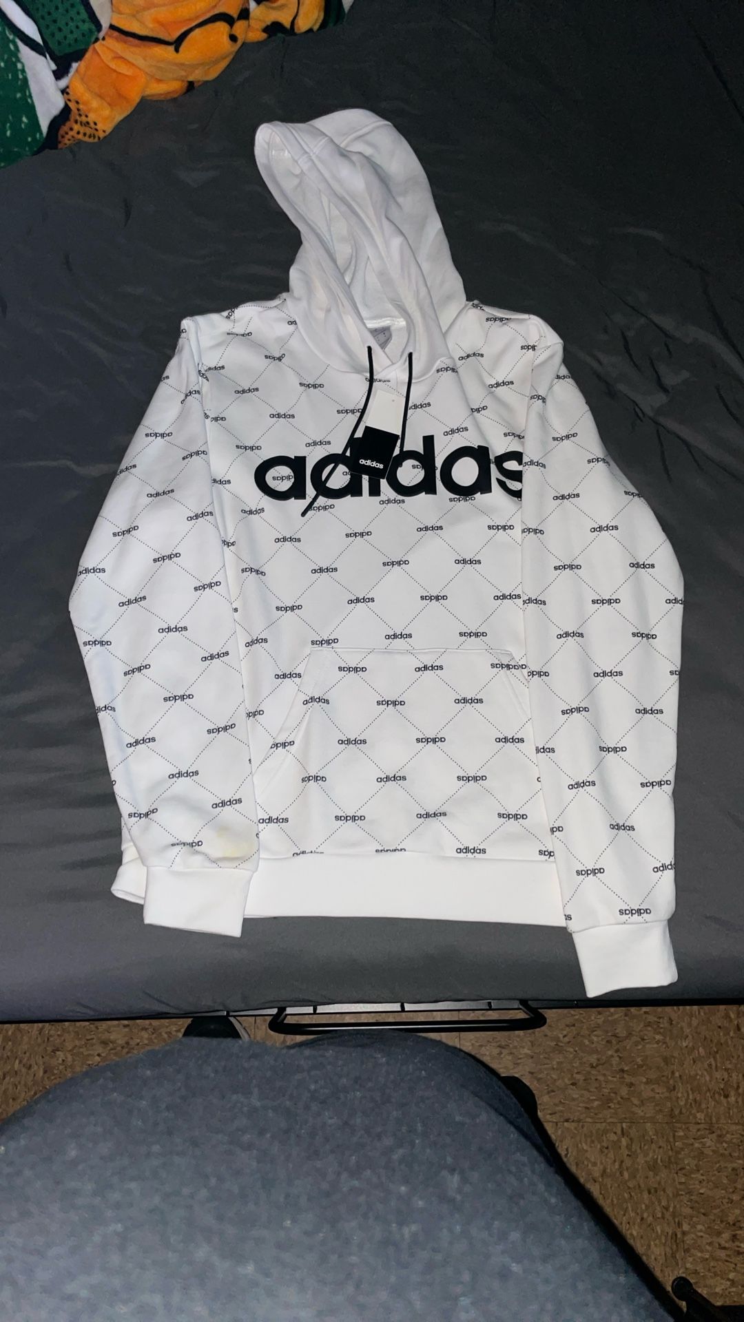 *NEW* Adidas Sweater Mens