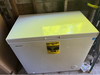 Hisense FE703 7 Cubic-foot Freezer