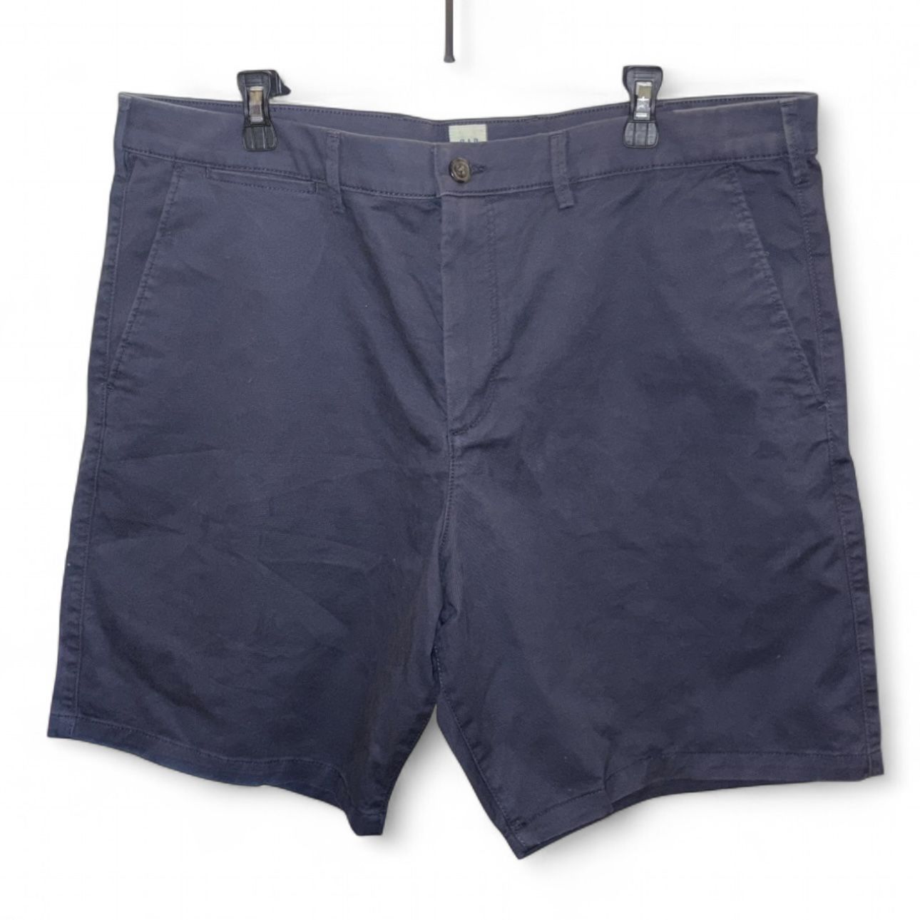 GAP Essential Khaki 9” Shorts