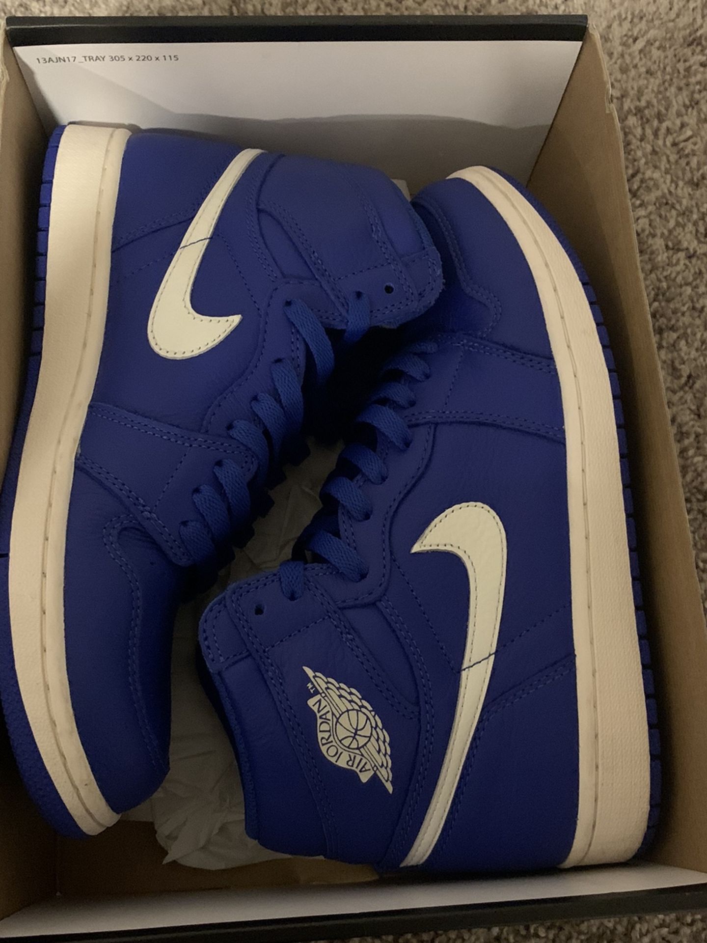 Hyper Royal 1’s