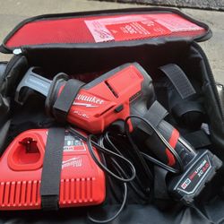 Milwaukee Hackzall M12 Battery & Charger included