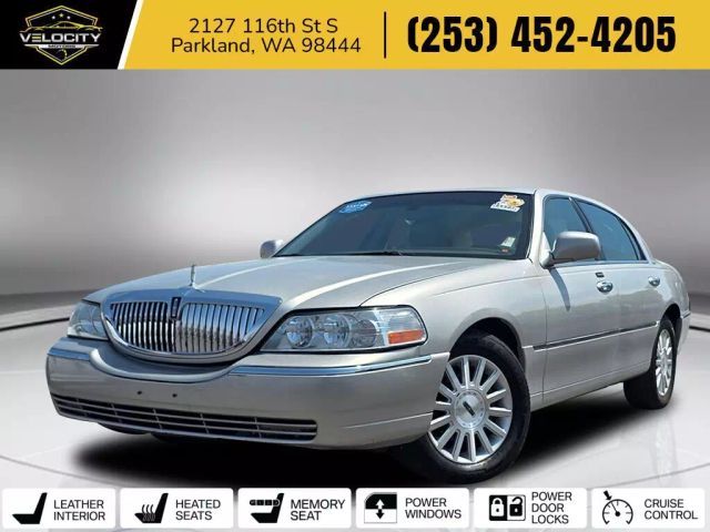 2004 Lincoln Town Car