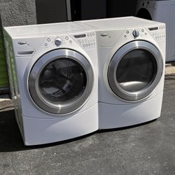 Whirlpool Set Gas Dryer And Washer 