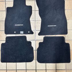Set of 4 Genuine 2019-2024 Subaru Forester Black Floor Mats