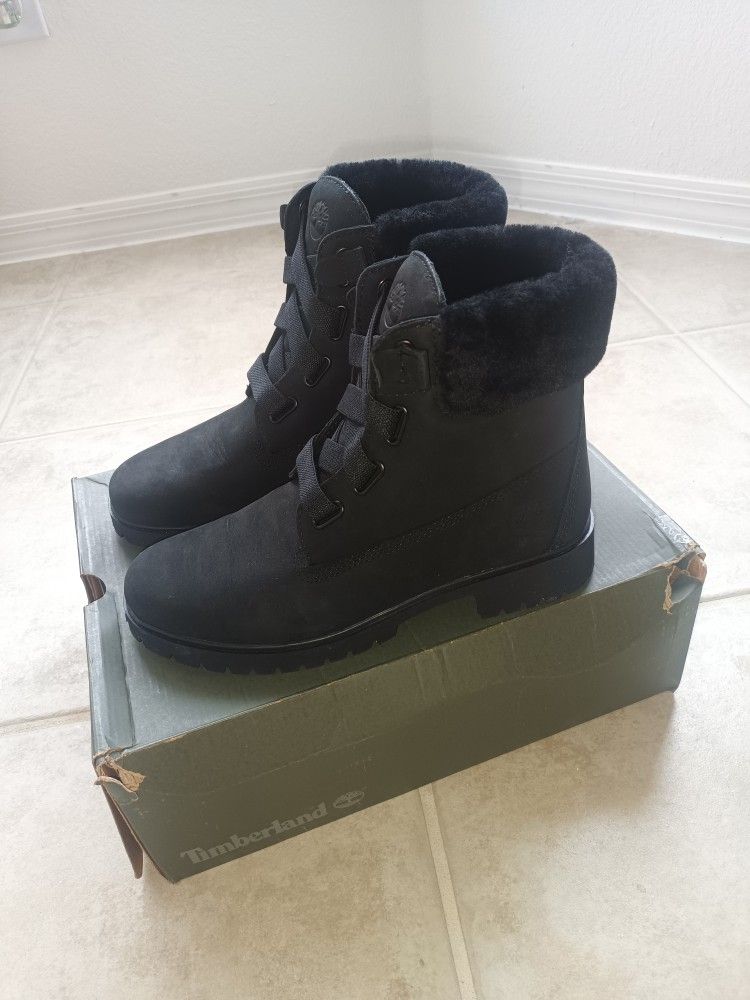 Women's Timberland Boots Size 9.5