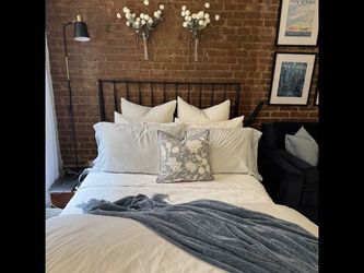 Eastford Black Bed Frame, Full