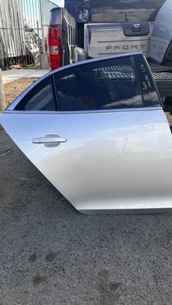 2016 Chevy Malibu right rear door