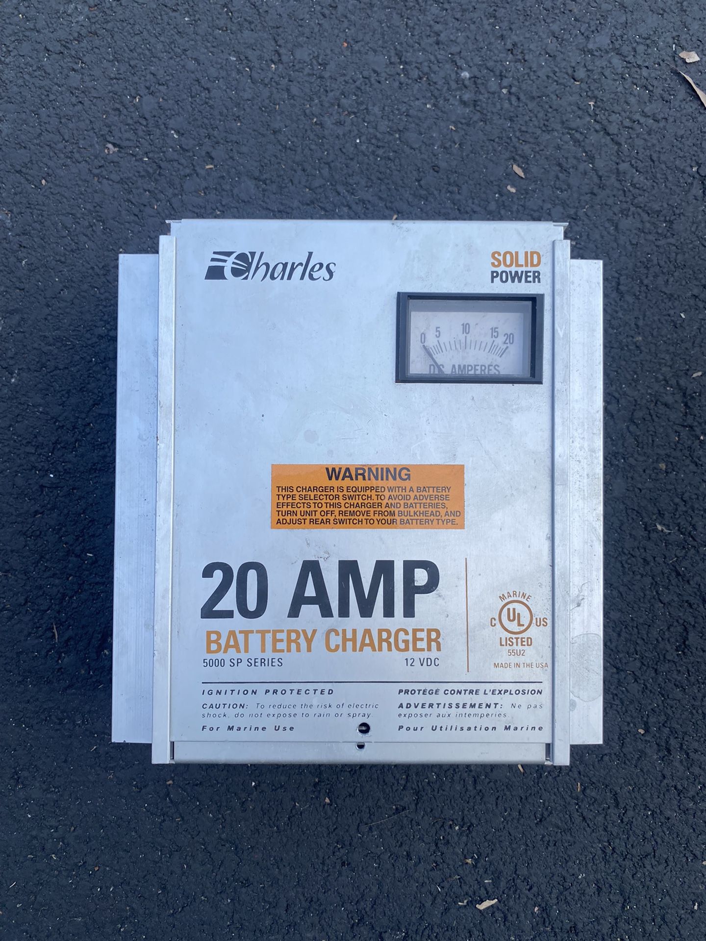 CHARLES 20 AMP 12 VOLT 5000 SP SERIES BATTERY CHARGER 93-12205SP-A RV & MARINE