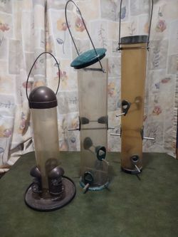 BIRD Feeders..B2 G 1 free