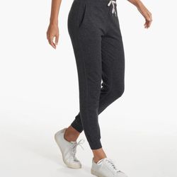 Vuori Performance Joggers