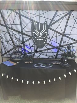 Black Panther Dessert Table