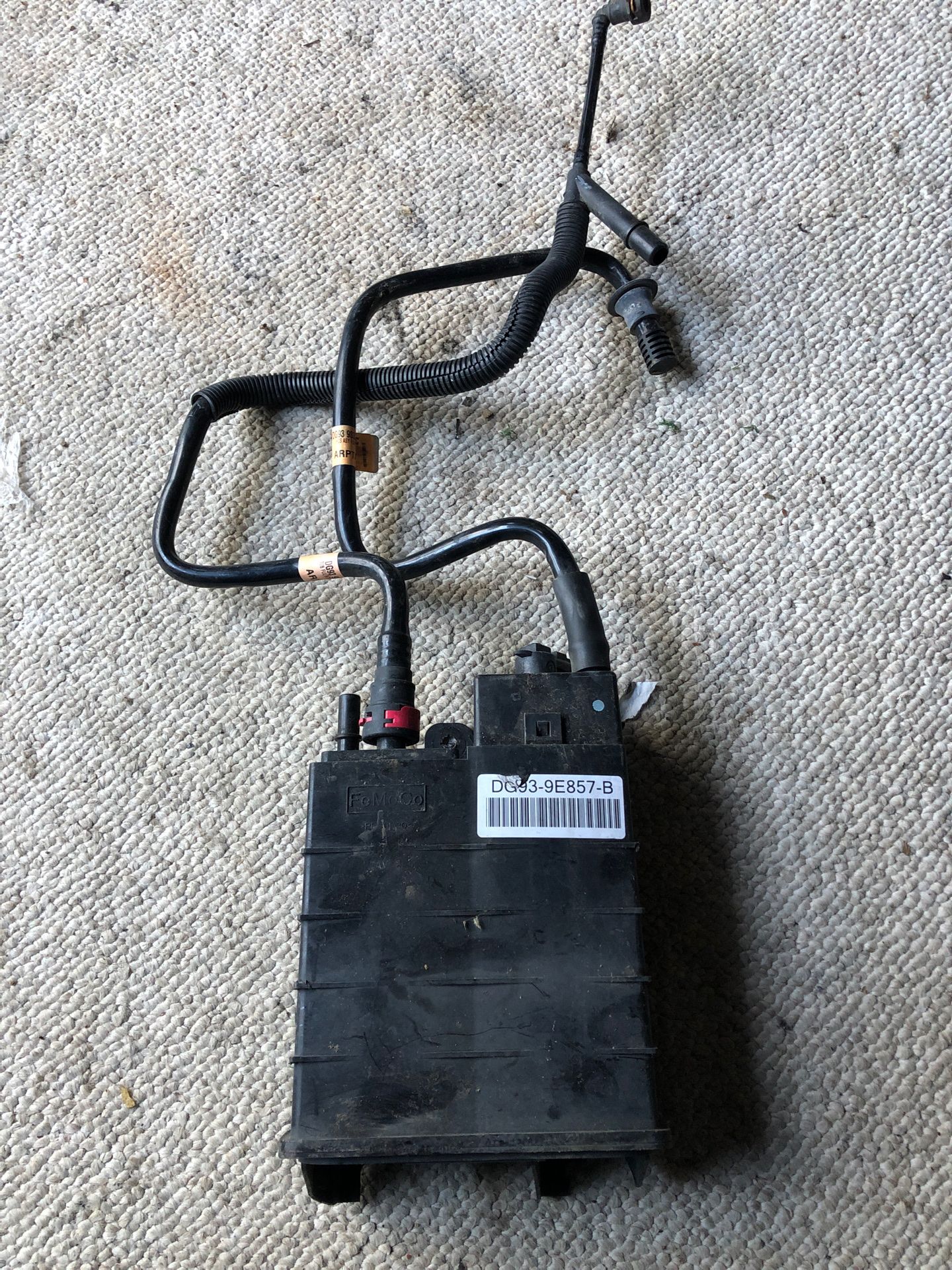 Charcoal canister 2008-2011 Ford Focus