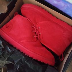 Men's UGG "Neumel" S. 12 (Red,Black,Blue)