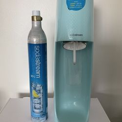 Soda Stream With 2 Nigrogen Canisters