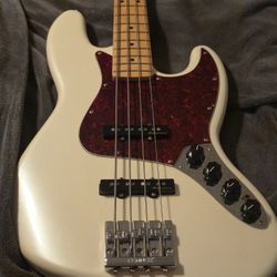 50% Off Jazz Bass Deluxe 3 band EQ Modified Series 4 String Electric Guitar White