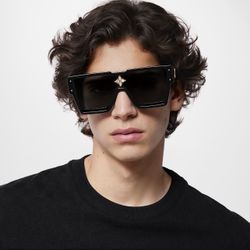 Louis Vuitton Cyclone Sunglasses
