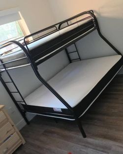 Bunk twin / Full