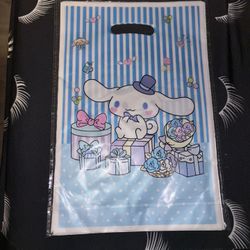 Cinnamon Roll Favor Bags 