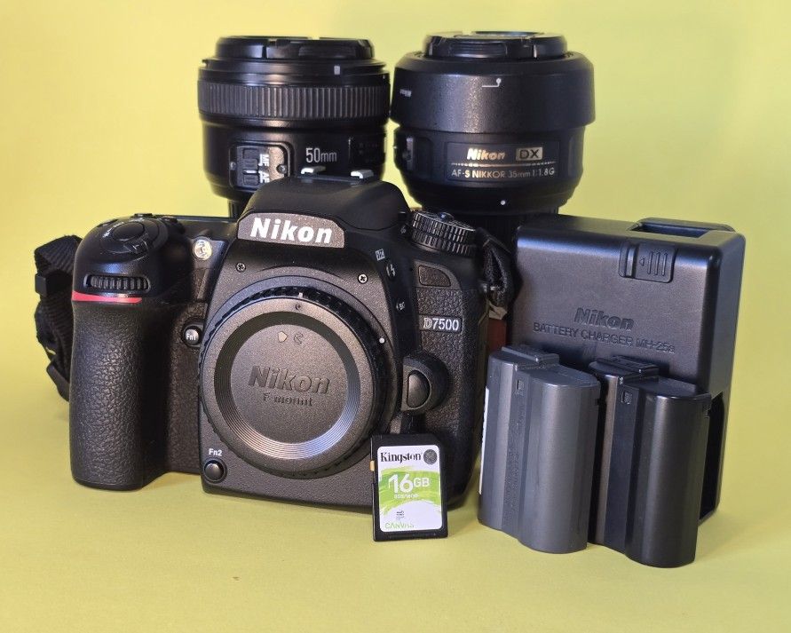Nikon D7500