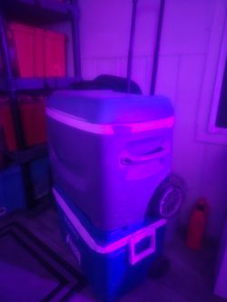 Ice cooler used but still good condition