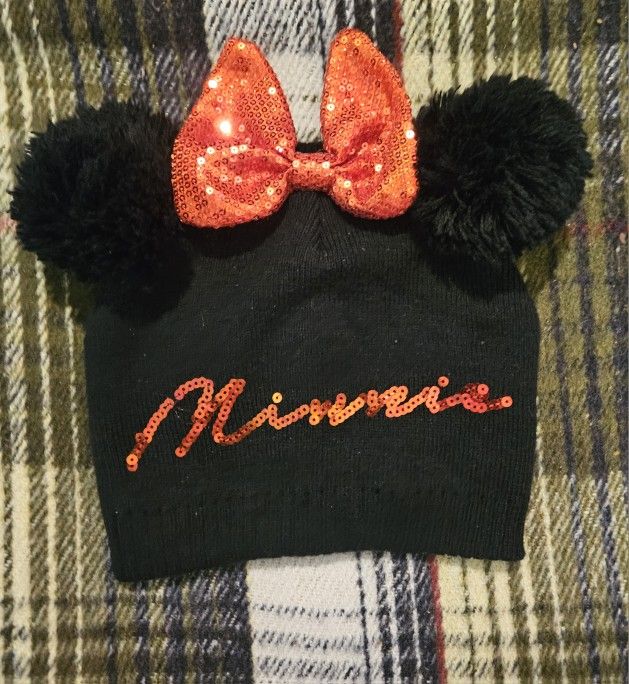 DISNEY MINNIE MOUSE CHILD BLACK BENNIE WITH POMPOM EARS & A RED BOW W/SEQUINS