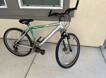 Mens mountain Bike