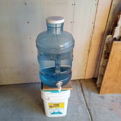 Water Dispenser