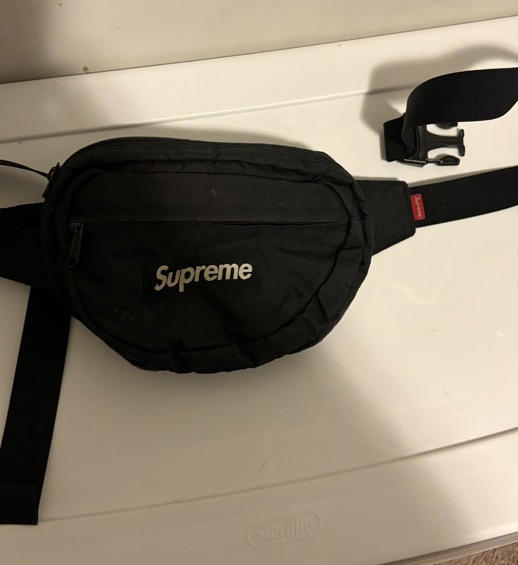 All Black Supreme Fanny Pack (Willing To Negotiate Price)