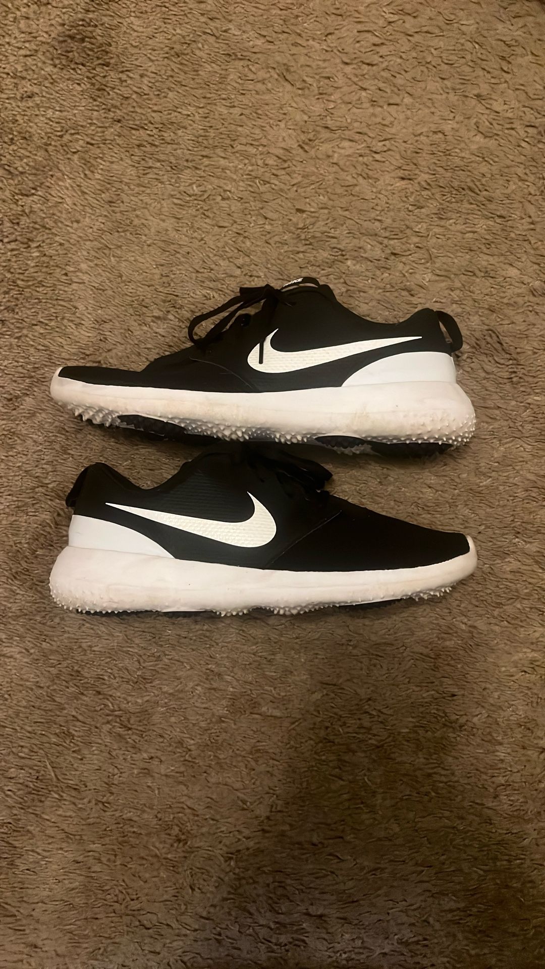 Nike Men’s Roshe Golf Shoe Size 10 US