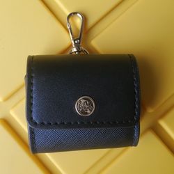 New Michael Kors Earbuds Case 