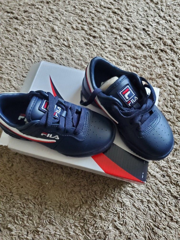 Brand New Kids Fila Size 11c
