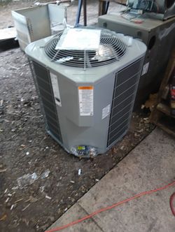 A/C Unit  Brand New Out Of The Box 2 Ton Carrier
