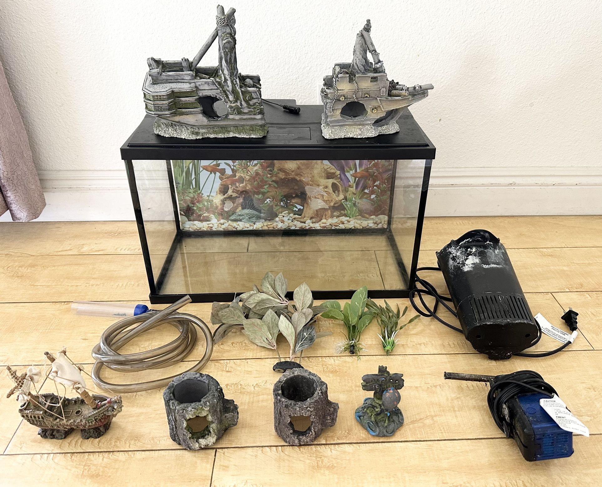 Betta Fish Tank Aquarium 10 Gal with Filter Vacuum Cleaner and Decorations