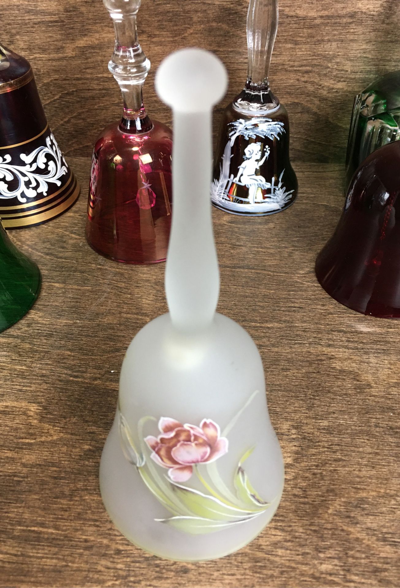VIKING VINTAGE SMOKED GLASS BELL WITH TULIPS