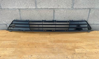 2017-2018 Ford Fusion front bumper Lower Grille New CAPA