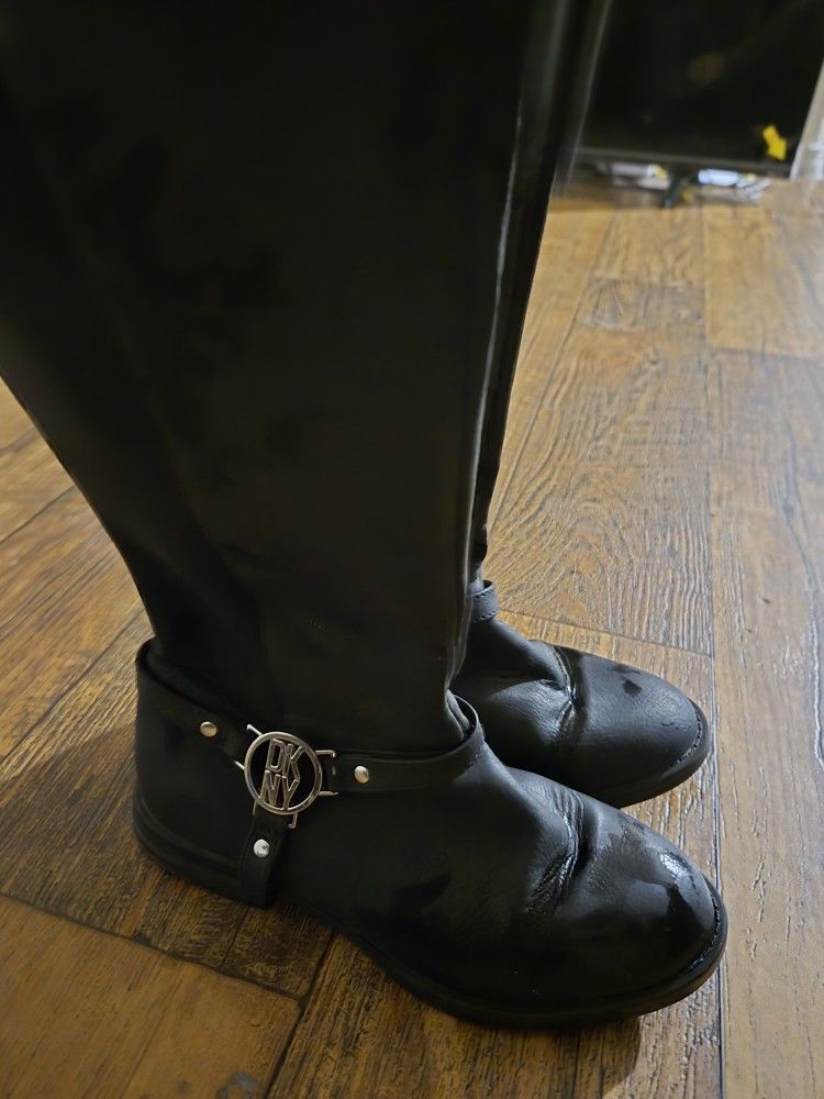 Little Girls Black Boots Size  1