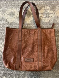 Tote - Fossil