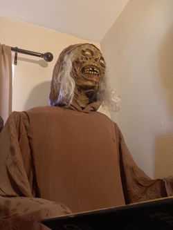 Creepshow animatronic