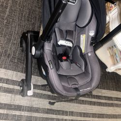 Evenflo Shyft DualRide Stroller/ Car seat 