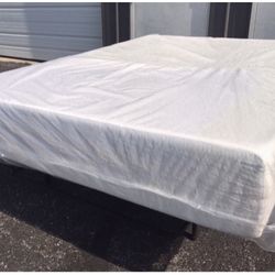 New 12” Memory Foam Queen Size Mattress ONLY 