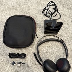 Poly Voyager Focus 2 UC Wireless Headset with Microphone and Charge Stand