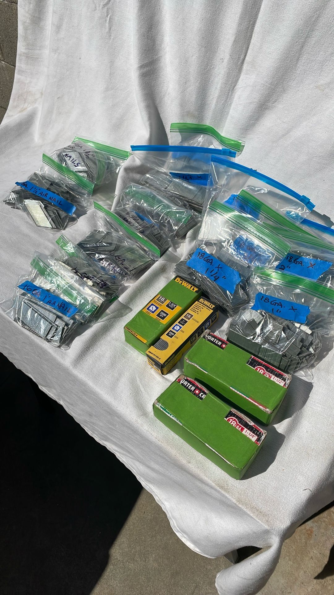 Tools & Hardware